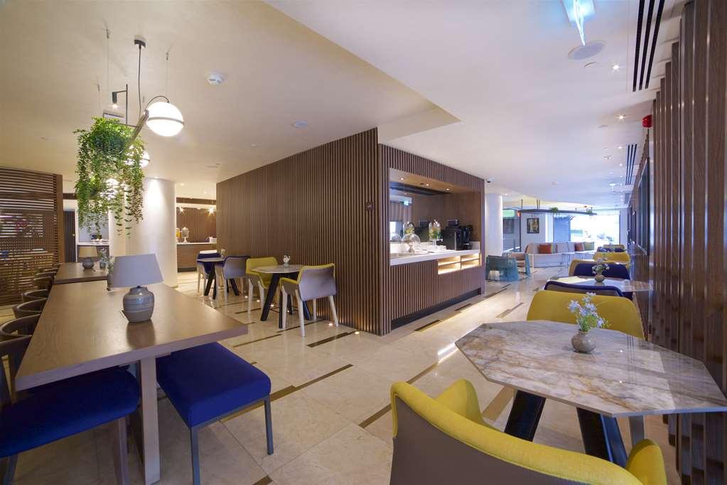 Hampton By Hilton Istanbul Old City Restaurant photo